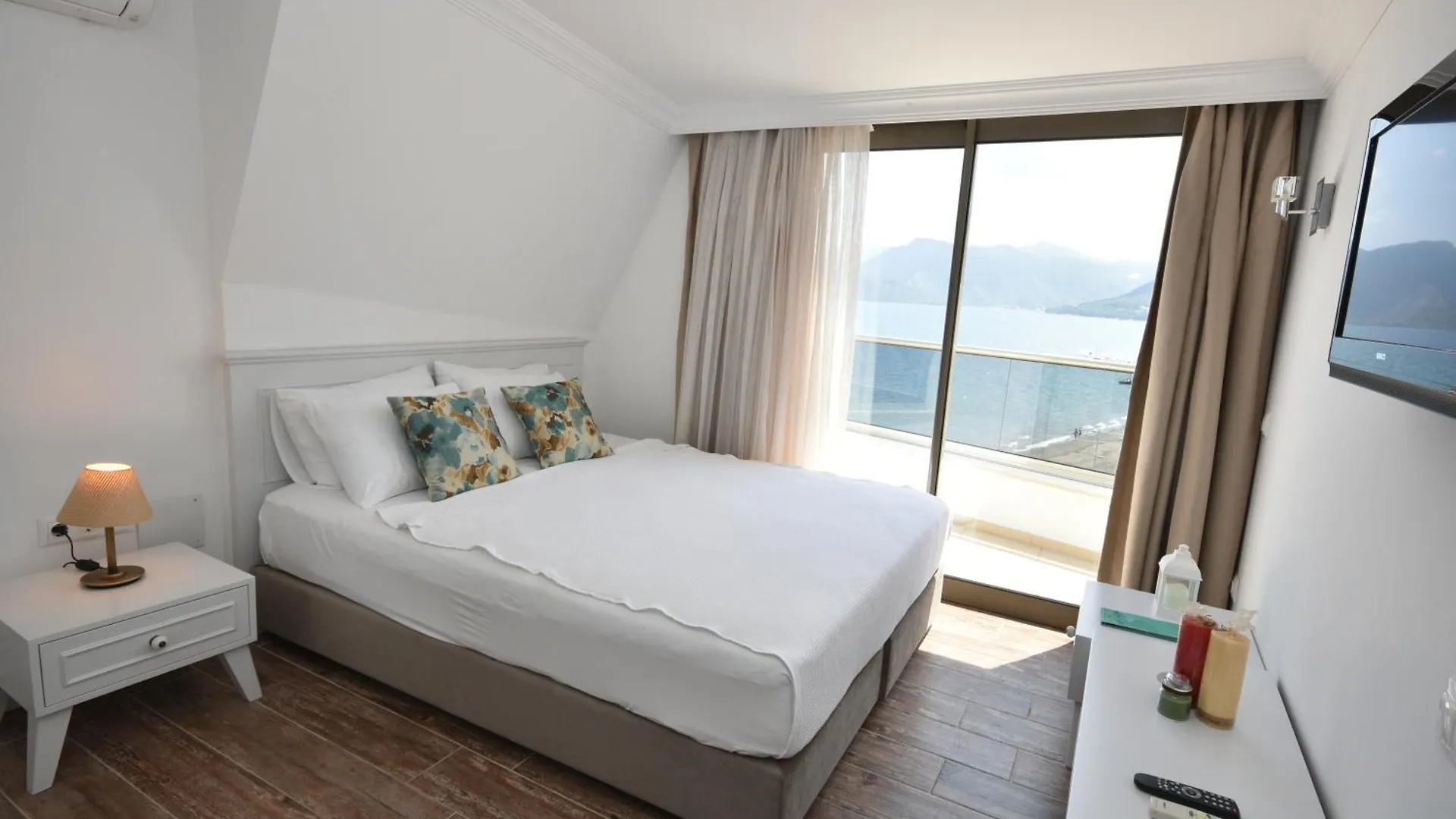 Aurasia Beach Hotel Мармарис 3*,  Турция